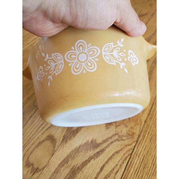 Vintage Pyrex 473-B Butterfly Gold 1L 6" Casserole Dish (w/ wear GUC) Retro - Picture 6 of 10
